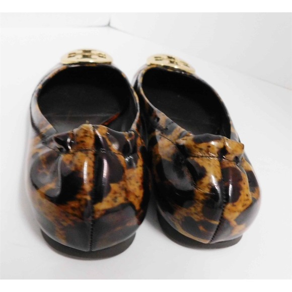 Tory Burch Reva Brown Animal Print‎ Patent Leather Medallion Ballet Flats 6.5 M - Picture 5 of 6